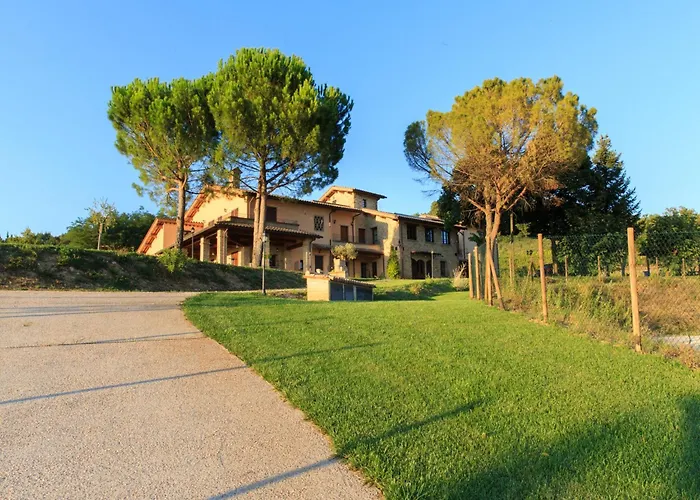 Beautiful With Swimming Pool * Читта-ди-Кастелло